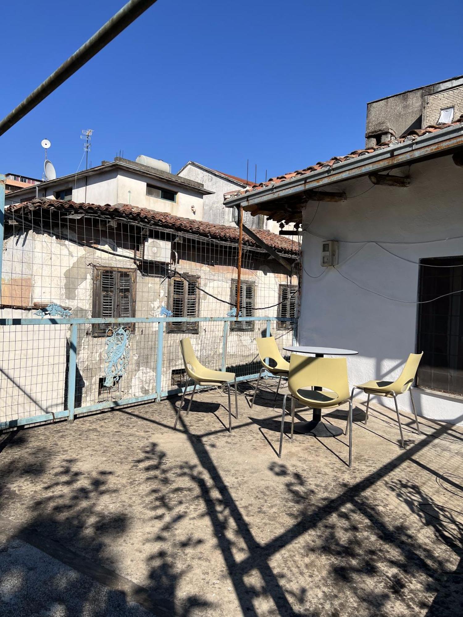 Onetwosleep Guesthouse Shkoder Bagian luar foto