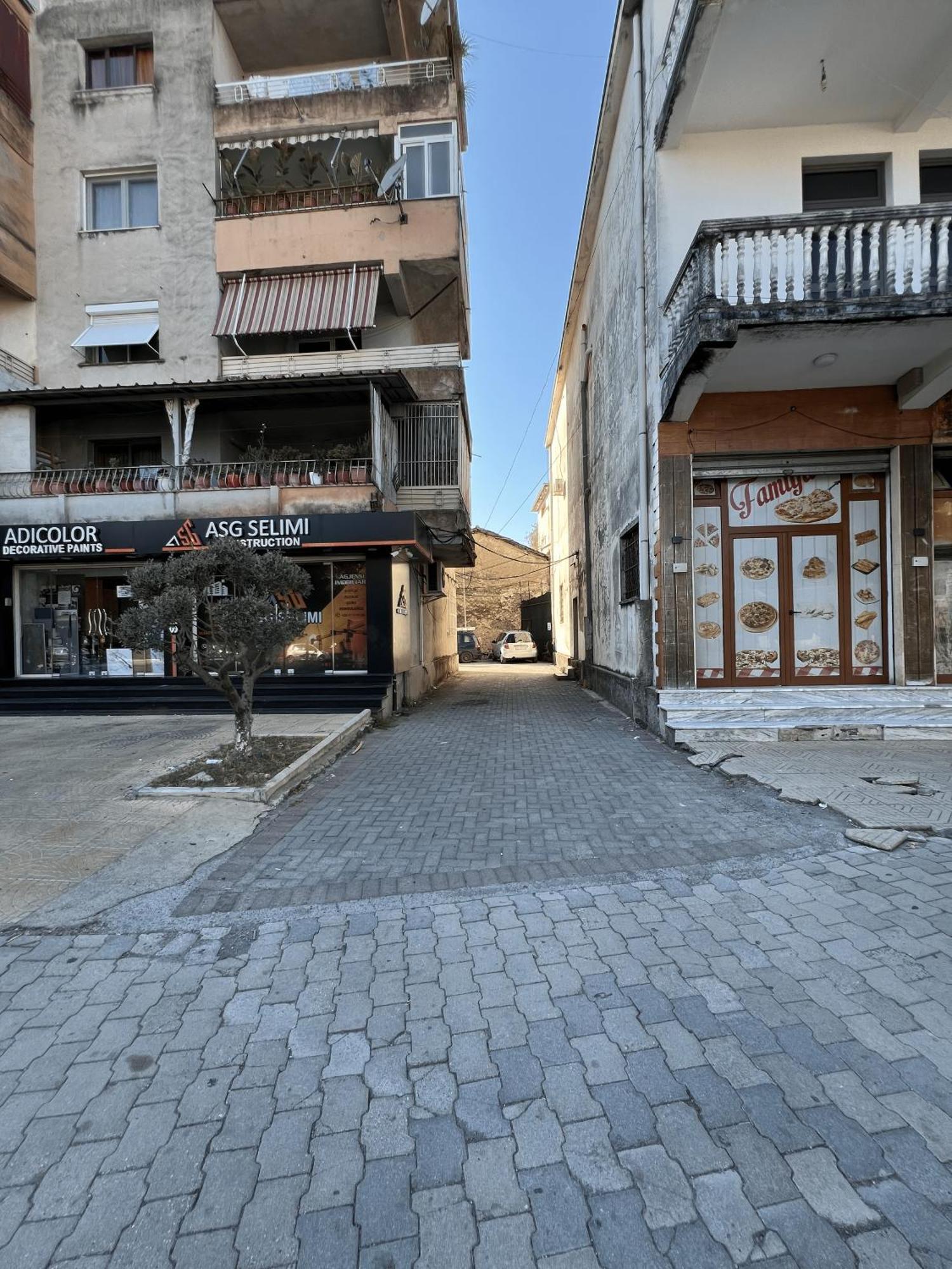 Onetwosleep Guesthouse Shkoder Bagian luar foto